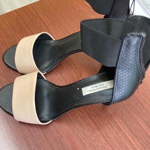 Simply Vera  heel shoes size 8